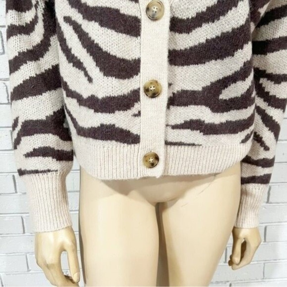 J.Crew Zebra Animal Print V-Neck Button Front Cardigan Brown Cream NWT L - Picture 3 of 12